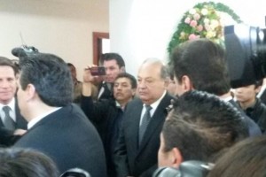 Integrantes del deporte despiden a Jos Sulaimn Carlos Slim acudi al Panten Francs para despedir a Don Jos Sulaimn