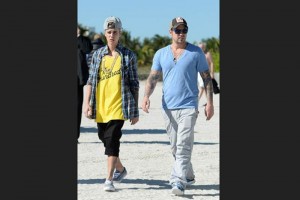 Bieber y su padre estuvieron juntos en el club de Miami