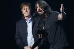McCartney y Grohl hablaron sobre su experiencia al componer el tema
