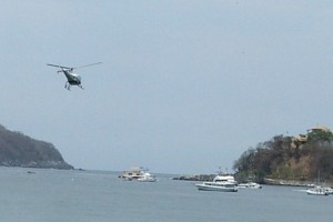 Desde ayer por la tarde, elementos de la 11 Zona Naval a bordo de helicpteros realizan la bsqueda 