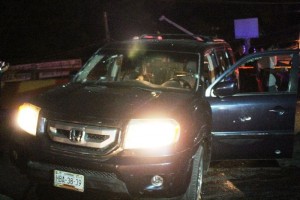 Aspecto de la camioneta tras el ataque contra Pioquinto Damian
