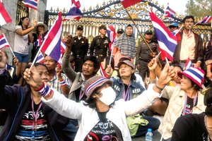 Bloquean casillas en Tailandia