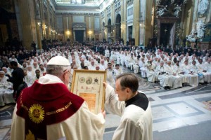 El diario <i>Osservatore Romano</I> difundi fotos del Pontfice durante su homila de hoy