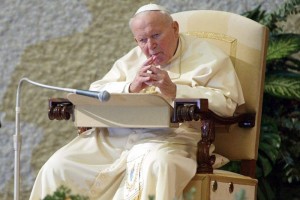 Existen pocas reliquias de sangre de Juan Pablo II en el mundo