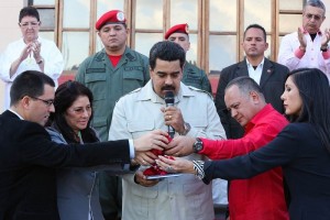  Maduro rinde honores musicales a Hugo Ch�vez