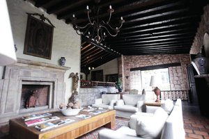 Panistas analizan si visitan Tierra Caliente