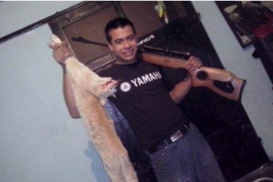Multaran con 15 mil pesos a joven por matar a gato La vspera, un usuario de Facebook que est registrado con el nombre de Julio Avendao, habitante de