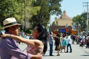 La inauguraci�n estuvo ambientada por un baile de Danz�n