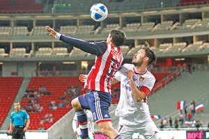 Chivas se hunde tambin en la Copa