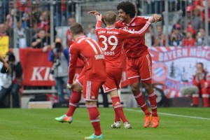 Bayern Munich mantiene paso de campen.