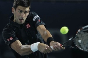 Djokovic, a semifinales sin jugar Novak Djokovic espera al ganador de Federer-Rosol