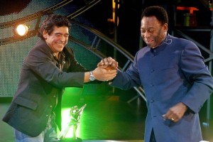 Pel a Maradona: "l me ama" Pel asisti a un programa donde el conductor era Diego Armando Maradona