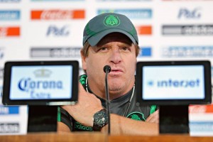 Miguel Herrera prepara el duelo ante Nigeria.