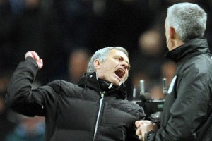 Mourinho evit lanzar las campanas al viento tras el triunfo ante Man City.