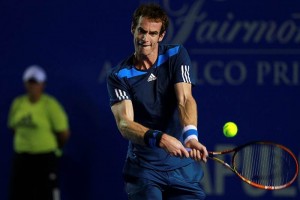 Murray se sobrepuso a un descontrol inicial y prevaleci� 3-6, 6-1, 6-2 ante el espa�ol Pablo And�jar