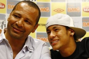 El padre de Neymar explica las condiciones del contrato de su hijo