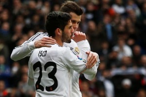 Real Madrid super casi sin problemas al Elche en el Bernabu.