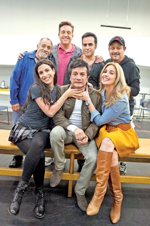 Los Mascabrothers corren por sus viejas