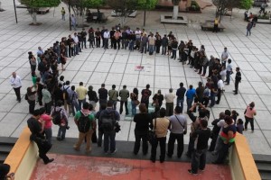 En Coatzacoalcos, la zona donde laboraba, cerca de 100 comunicadores realizaron una concentraci�n y 