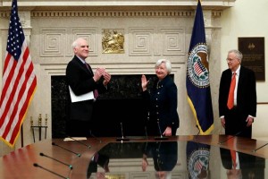 Yellen ocupar� el puesto que deja Ben Bernanke y se convierte en la primera mujer en dirigir la Fed
