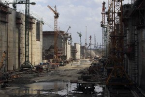 Tan pronto sean reanudados los trabajos, se pagar� 37 millones de d�lares al consorcio para que cump