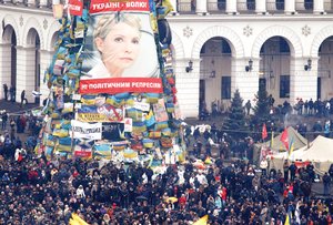 Ucrania la revolucin de la plaza Ucrania la revolucin de la plaza