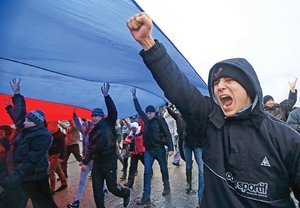 Vive Ucrania violenta jornada de protesta