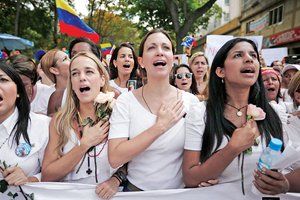 Protestas disparan tensin en Venezuela