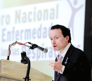 Cofepris denuncia ante PGR a dos funcionarios Cofepris denuncia ante PGR a dos funcionarios