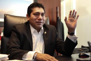 El senador aclar� que el 6 de enero le toc� 