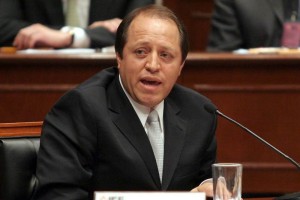 Marco Antonio Baos asume la presidencia del IFE Marco Antonio Baos Martnez destac que con dos dcadas de labor en el IFE, presidir el instituto e