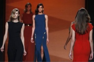 Juanjo Oliva mostr� una serie de piezas en clave deportiva, idea para una mujer que demanda, calidad