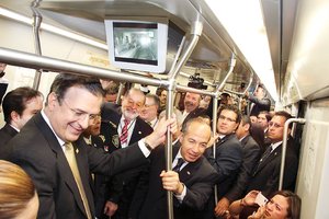 Polmica envuelve L12 desde su planeacin Polmica envuelve L12 desde su planeacin