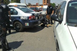  Robo desata balacera en zona de escuelas en Cuautitl�n