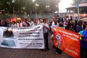 Vecinos de Coyoacn realizan consulta por parqumetros Los vecinos de la delegacin han realizado diversas manifestaciones en contra de la instalacin de l