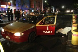 Un taxista fue asesinado en el cruce de calzada Misterios y Circuito Interior