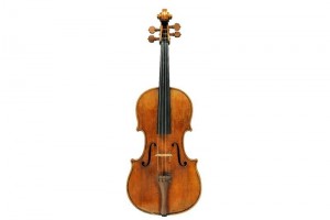 La viola perteneca a Peter Schidlof, fallecido en 1987 y miembro del cuarteto Amadeus y es una de l