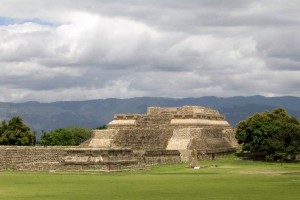 El Universal Cultura Zapotecos Mantenian Lazos Mas Alla De La