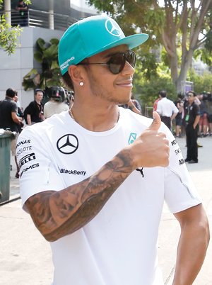 Hamilton marca ritmo en ensayos Hamilton marca ritmo en ensayos