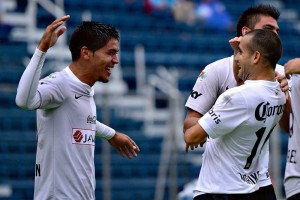 Atlas le peg� al l�der en su propio campo.