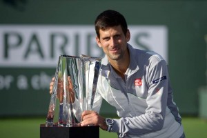 Djokovic, campen en Indian Wells El tenista serbio se impuso en tres sets