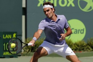 Federer supera a Karlovic en Miami Federer consigui el nico 'break' del partido ante Karlovic, a quien super en sets corridos.