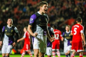 Liverpool gana y es sublder de la Premier Liverpool derrot a Southampton y slo est por detrs del Chelsea en la premier.