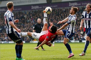Sin 'Chicharito' Man U logra victoria ante West Bromwich Manchester United domin el encuentro y estir su ventaja