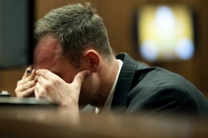 Pistorius observ� im�genes de su novia, Reeva Steenkamp, tras los disparos.