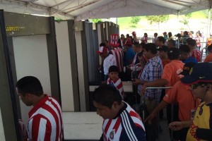 La gente ya ingresa para ver el Clsico de Clsicos