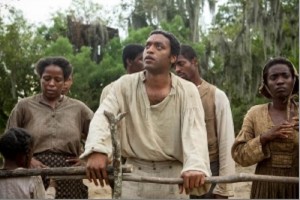 Chiwetel Ejiofor interpret a Northup, un negro que naci libre y fue vendido como esclavo