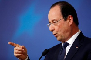 Hollande, subray que la decisin se tom por unanimidad, seal que si la situacin contina, se ha