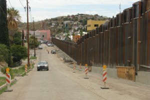 Una juez determina dar a conocer los nombres y direcciones de los afectados por el muro fronterizo e