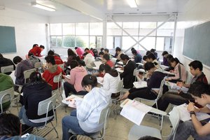 Invertirn 3 mmdp en bachillerato